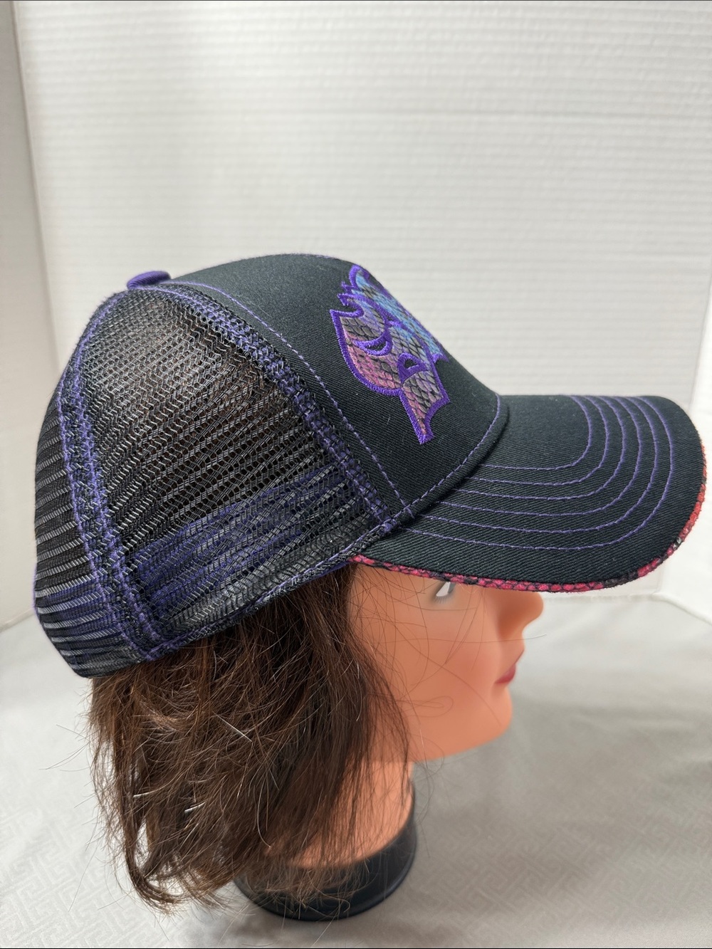 Vintage Skin Industries Women MultiColor Snake Skin Pattern Trucker Baseball Cap - Picture 4 of 9